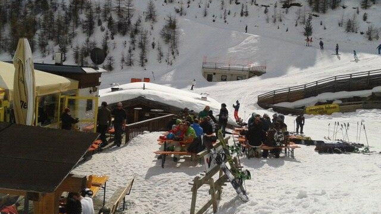 Talabfahrt zur Hütte und Apres Ski Talabfahrt zur Hütte und Apres Ski